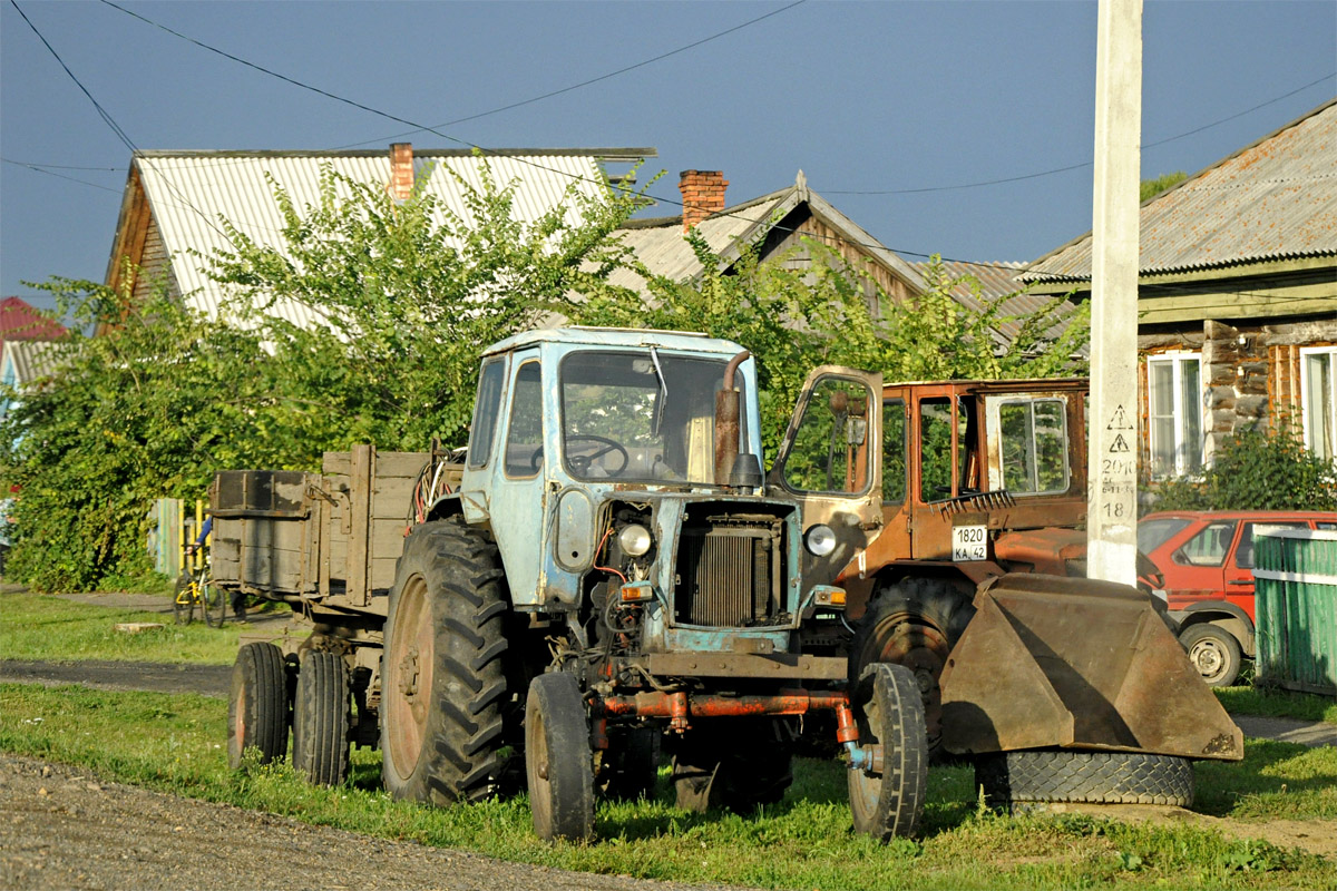 Кемеровская область, № (42) Б/Н СТ 0022 — ЮМЗ-6АЛ/АМ