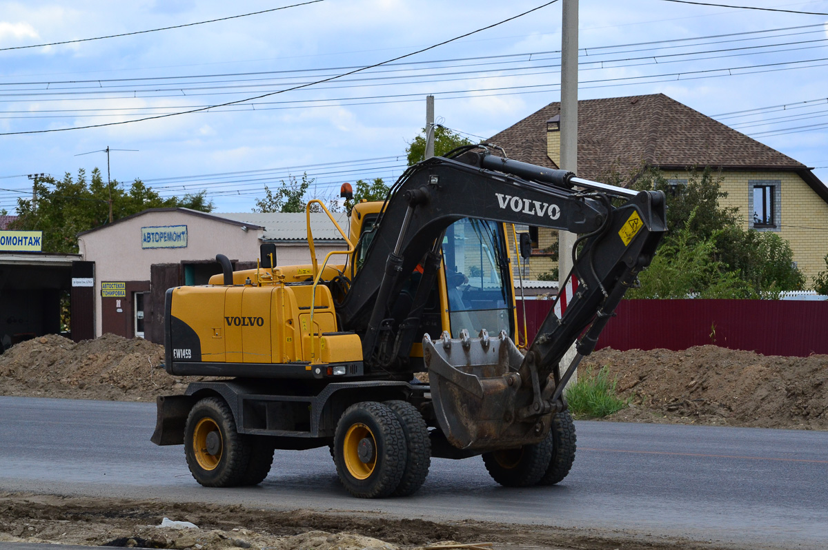 Волгоградская область, № 9287 СН 34 — Volvo EW145