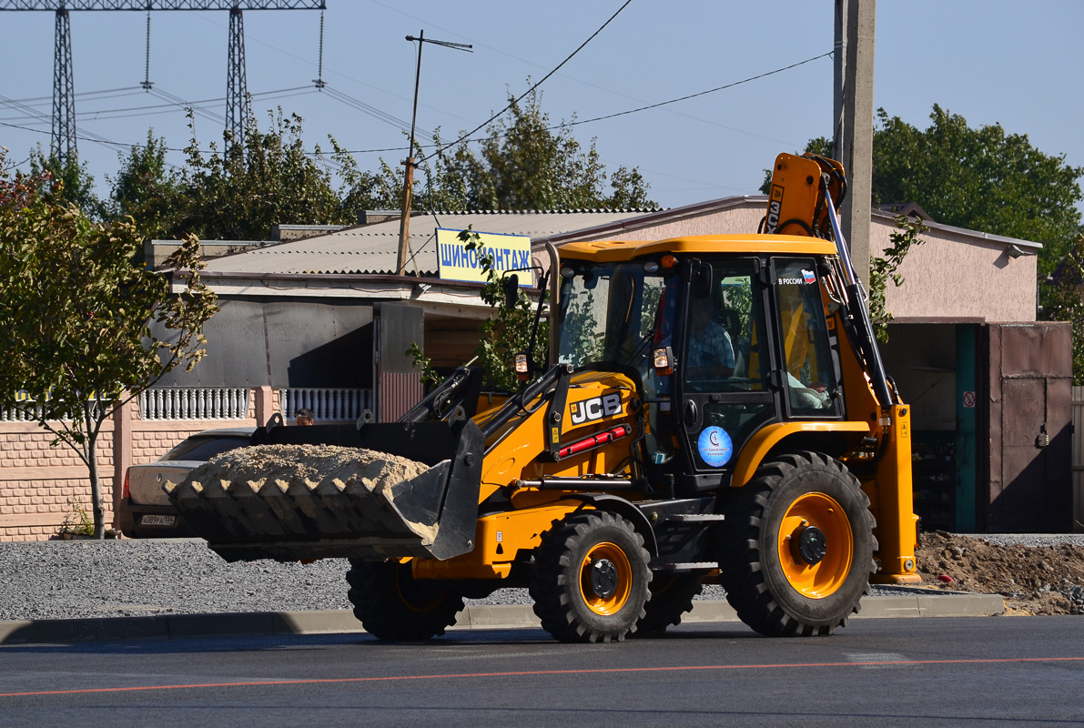 Волгоградская область, № 8144 ВЕ 34 — JCB 3CX