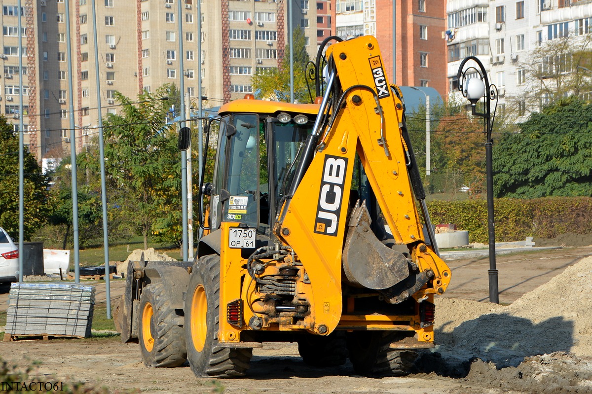 Ростовская область, № 1750 ОР 61 — JCB 3CX