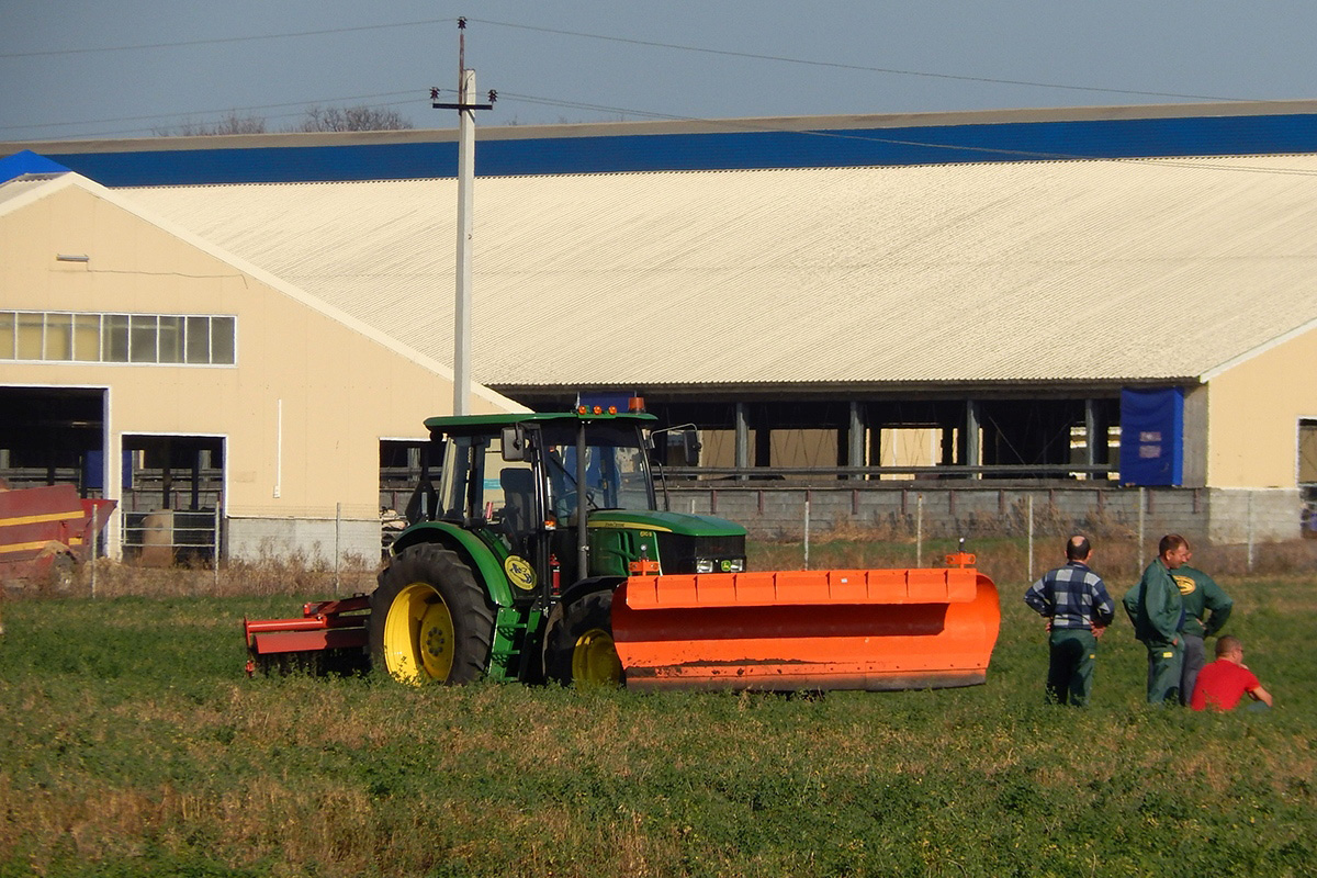 Белгородская область, № (31) Б/Н СТ 0087 — John Deere 6110B