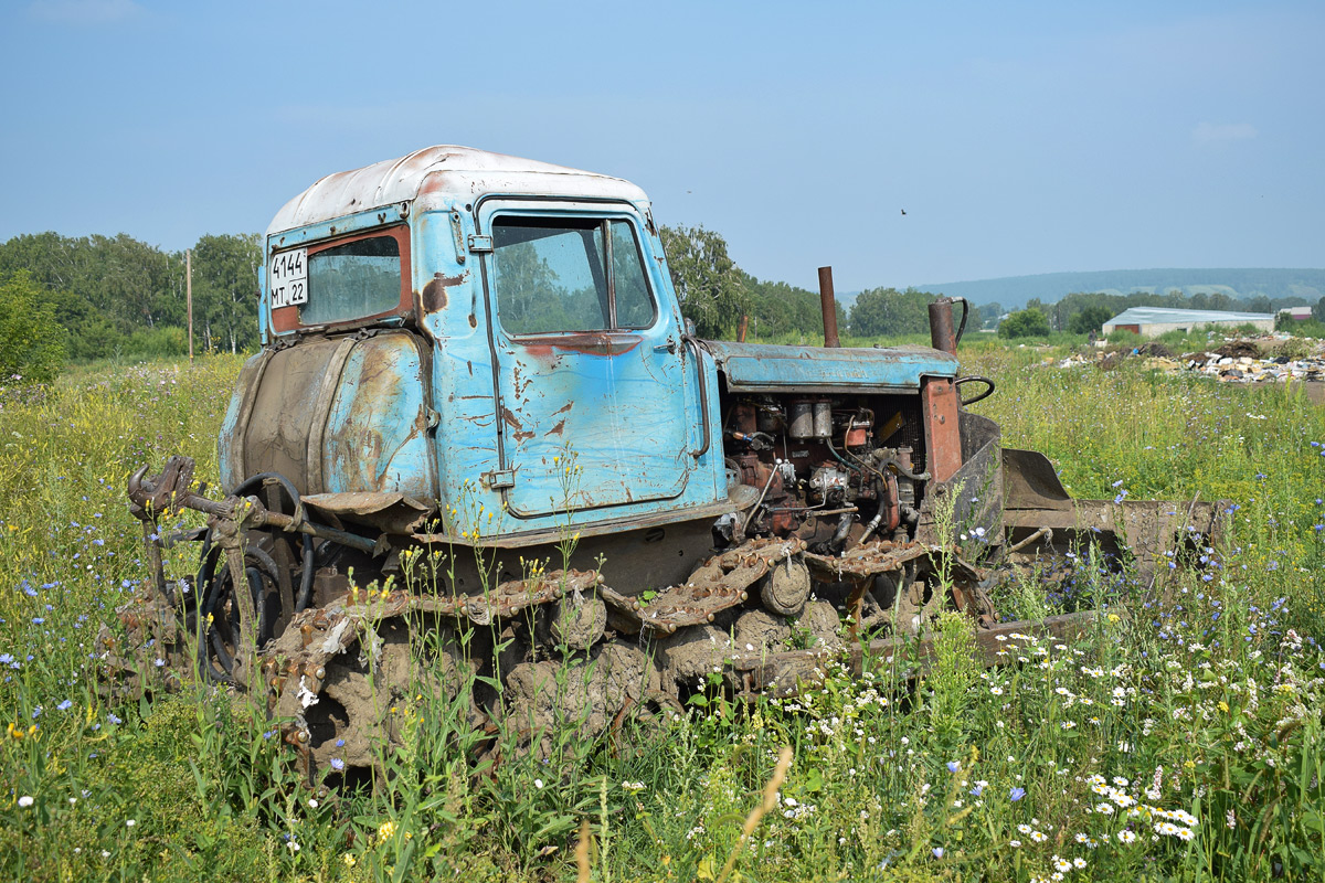 Алтайский край, № 4144 МТ 22 — ДТ-75М (ПТЗ)