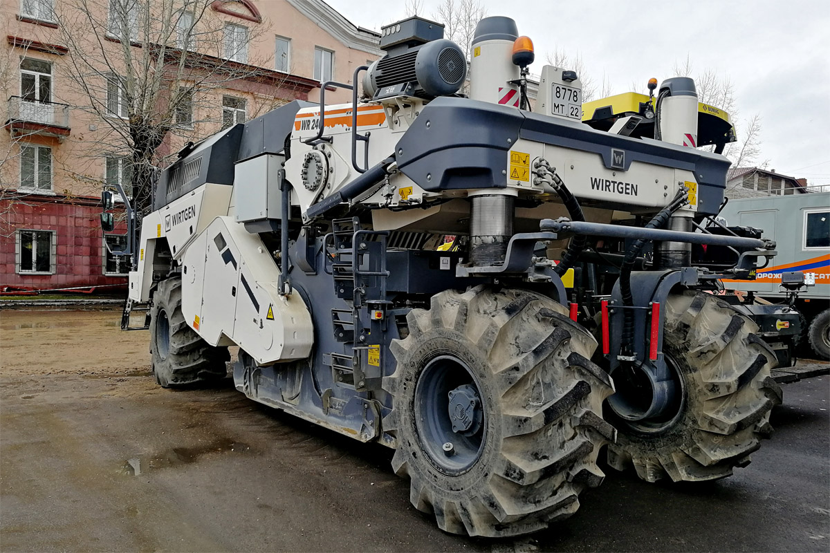 Алтайский край, № 8778 МТ 22 — Wirtgen WR 240