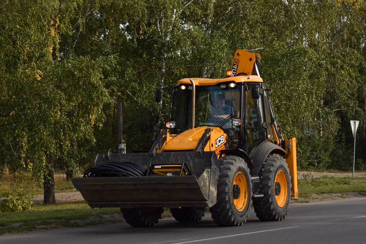 Алтайский край, № 5183 МТ 22 — JCB 4CX