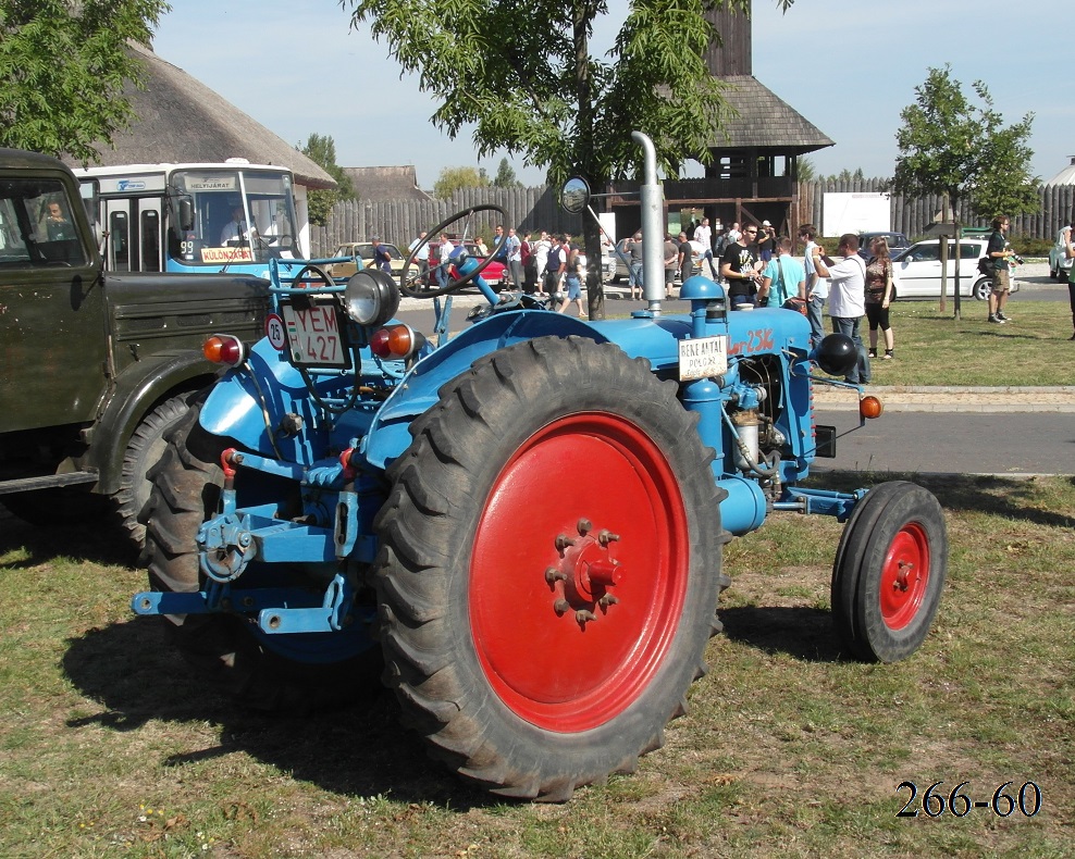 Венгрия, № YEM-427 — Zetor 25, 25K; Венгрия — VII. Nemzetközi Ikarus, Csepel és Veteránjármű Találkozó, Polgár (2014)