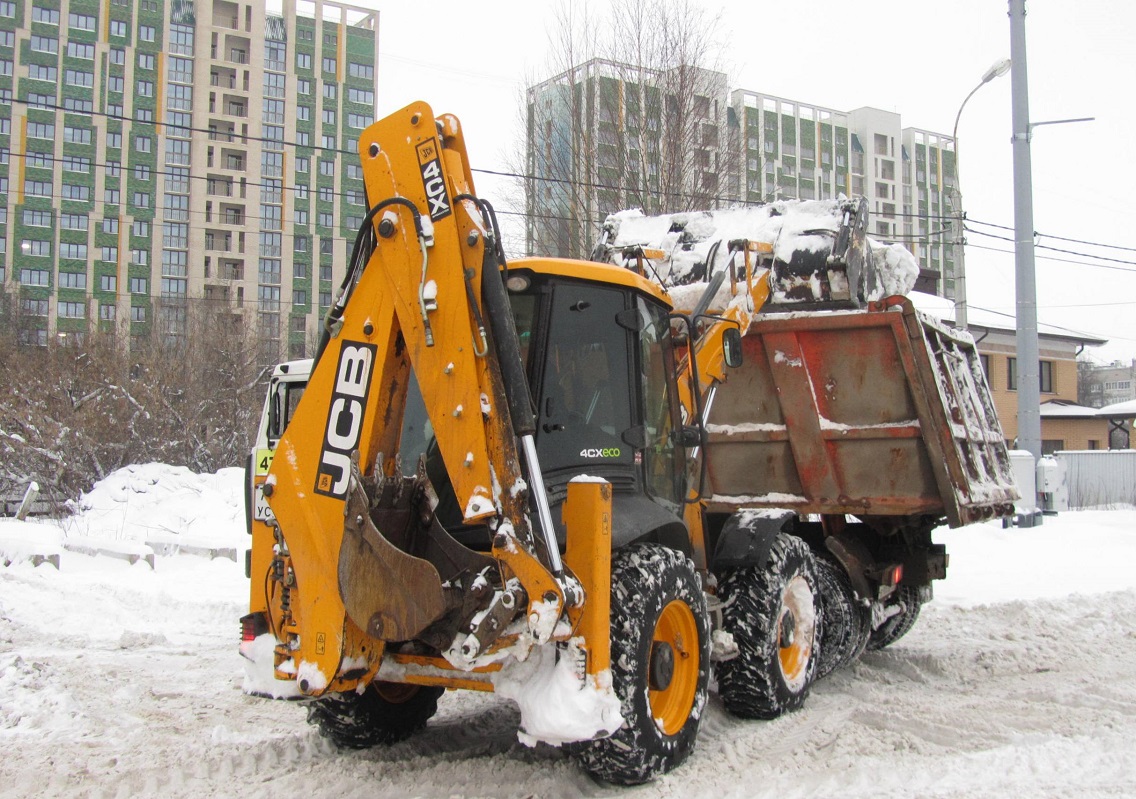 Удмуртия, № 7829 УС 18 — JCB 4CX