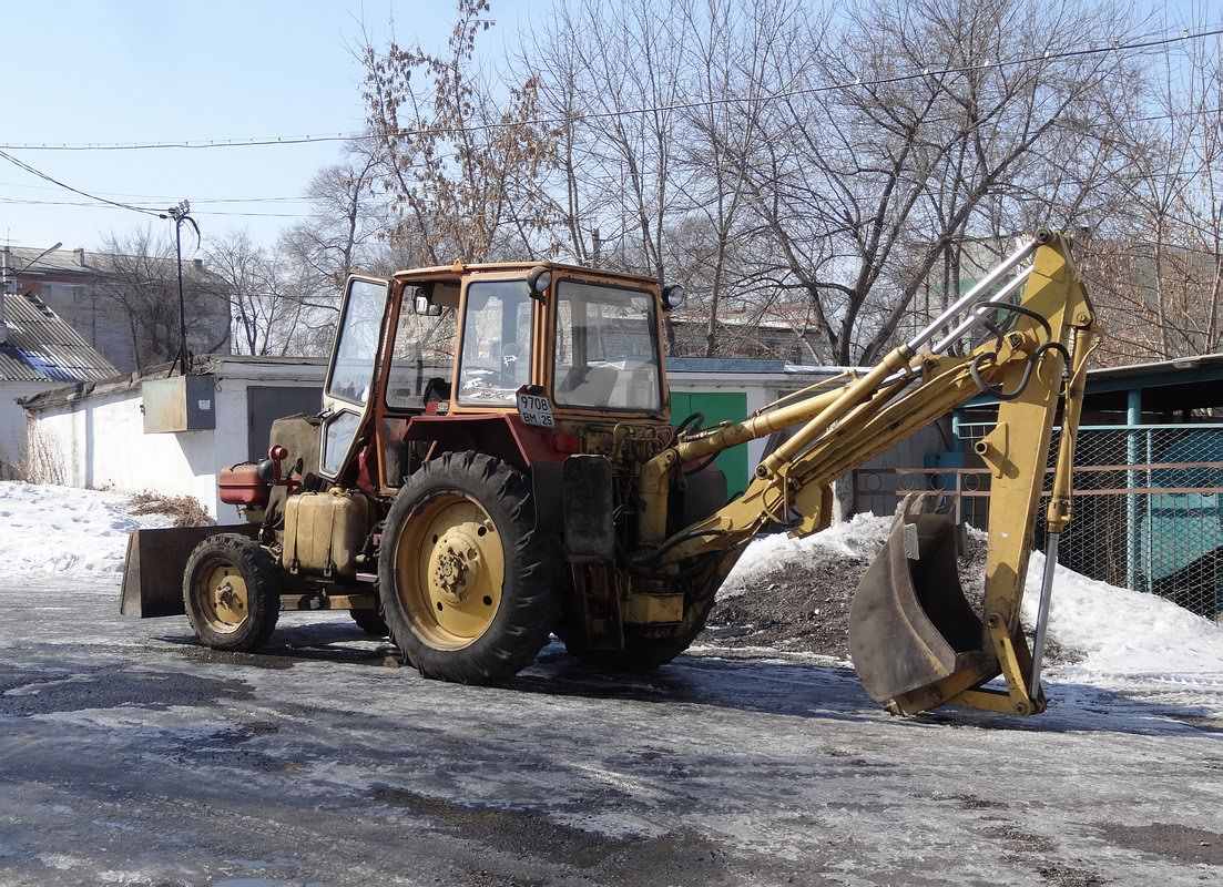 Приморский край, № 9708 ВМ 25 — ЮМЗ-6АКЛ/АКМ