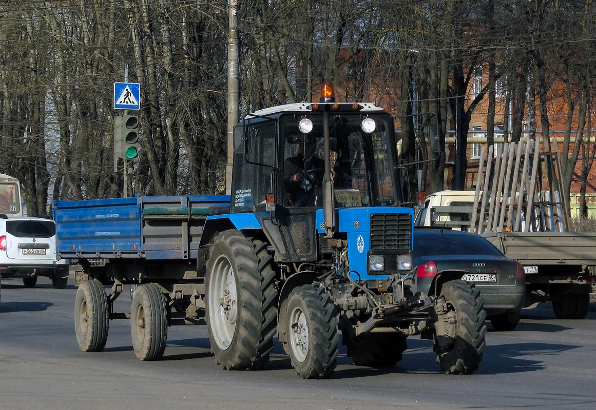 Калужская область, № 6586 КР 40 — Беларус-82.1