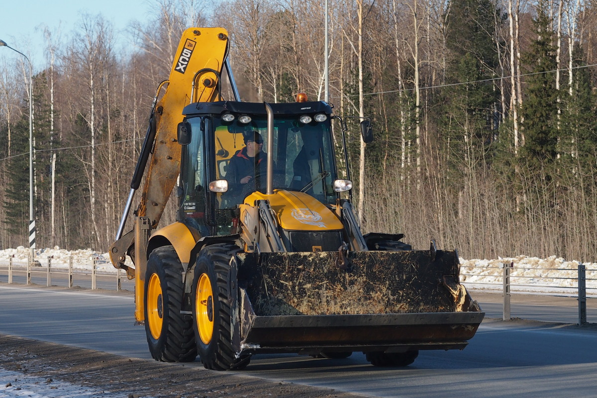 Ханты-Мансийский автоном.округ, № 9002 ОА 72 — JCB 5CX