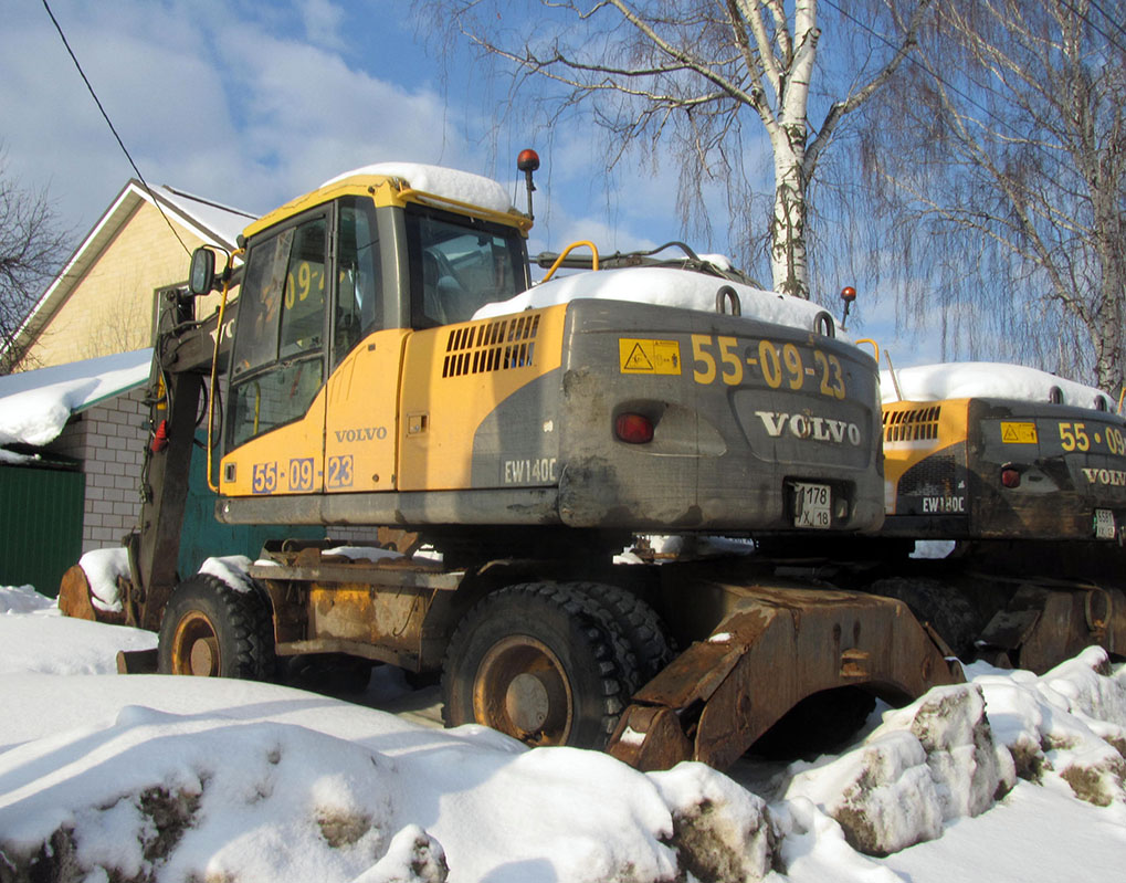 Удмуртия, № 1178 УХ 18 — Volvo EW140