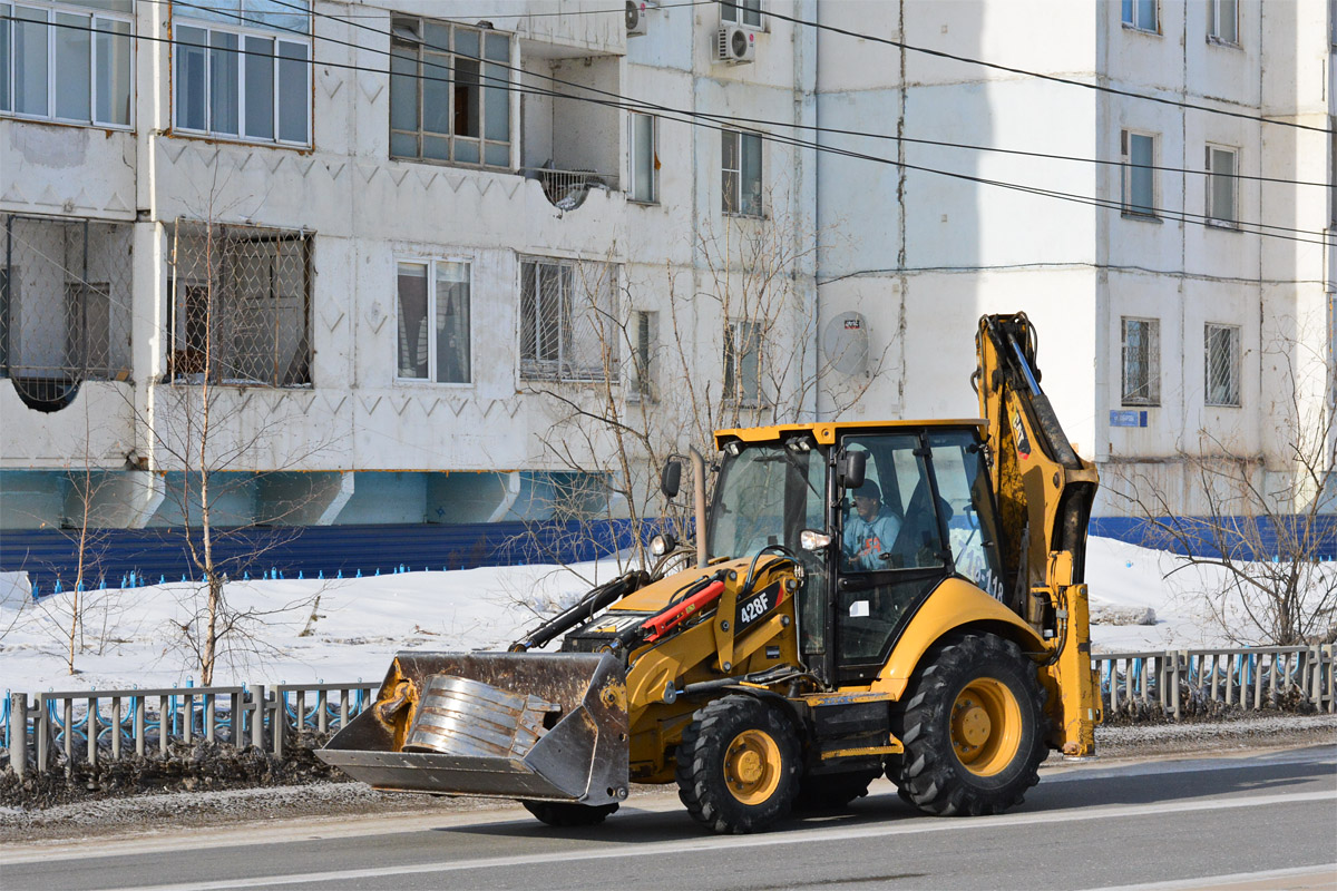 Саха (Якутия), № 5946 РК 14 — Caterpillar 428