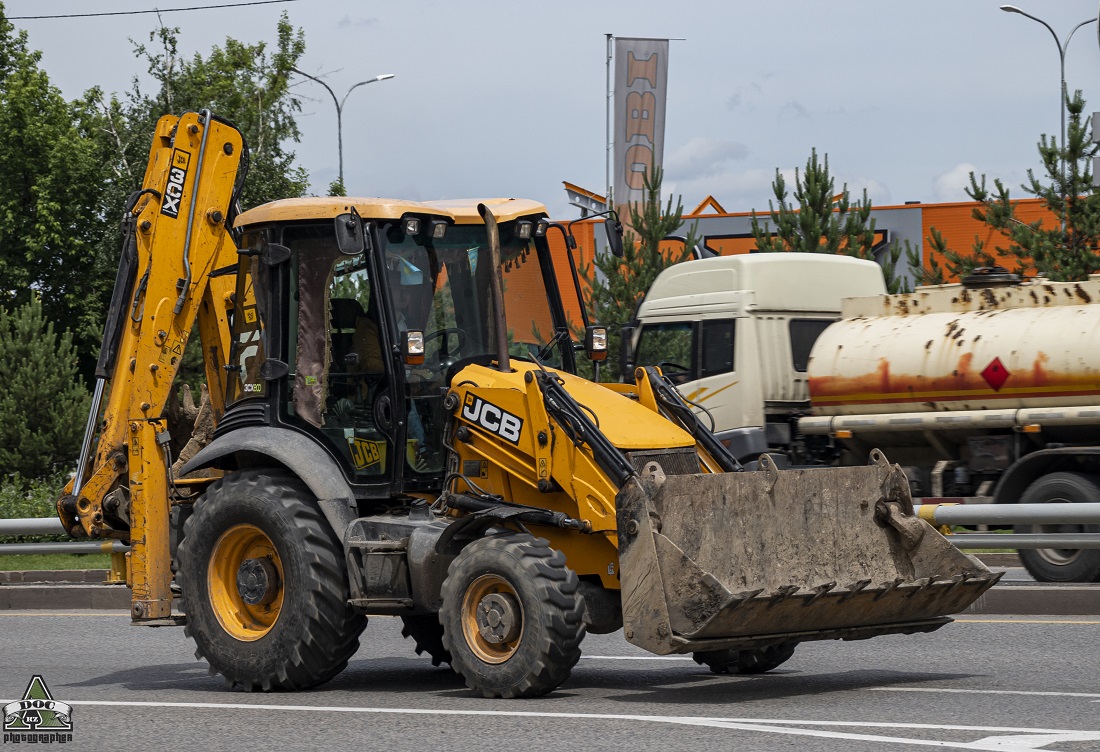 Алматинская область, № AND 086 B — JCB 3CX