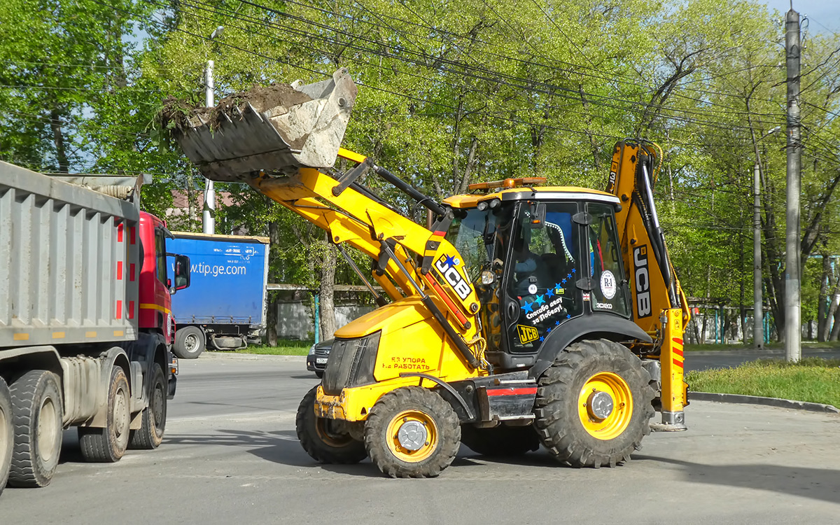 Москва, № 8889 ВУ 77 — JCB 3CX