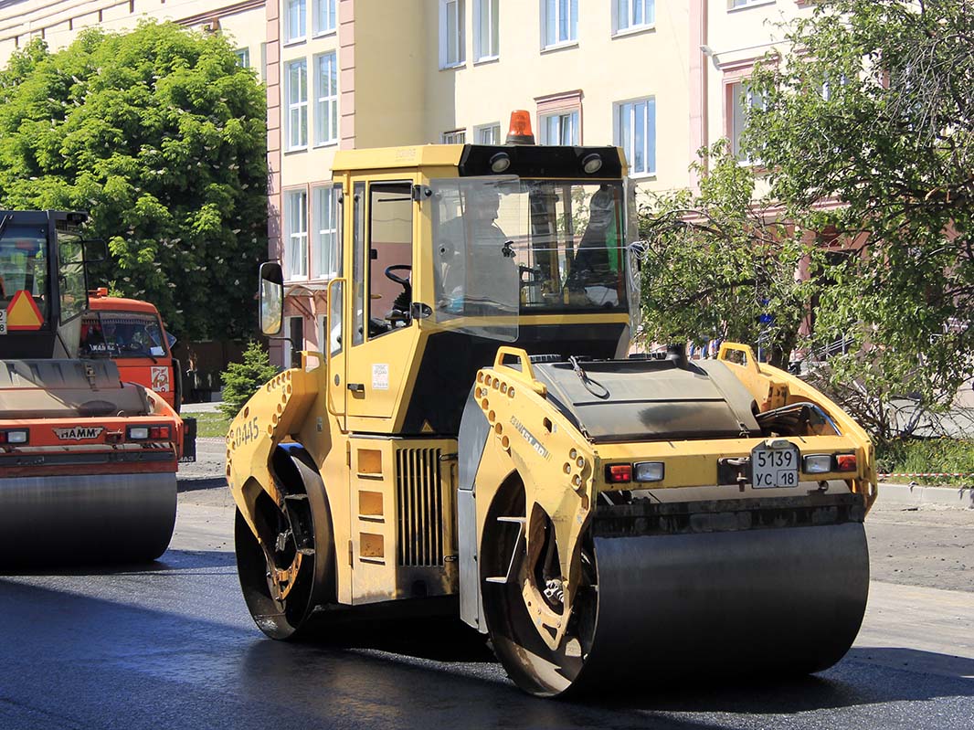 Удмуртия, № 5139 УС 18 — Bomag BW 151 AD