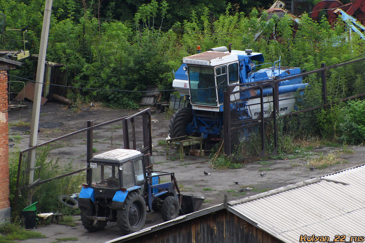 Алтайский край, № 0896 ЕВ 22 — Беларус-82.1; Алтайский край, № (22) Б/Н СТ 0456 — Енисей-1200-1