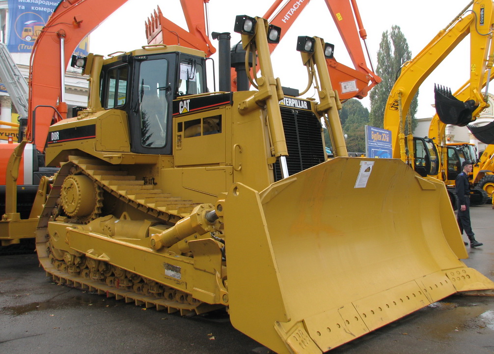 Киев, № (UA11) Б/Н СТ 0044 — Caterpillar D8