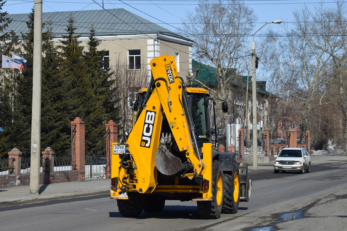 Алтайский край, № 5098 МТ 22 — JCB 4CX