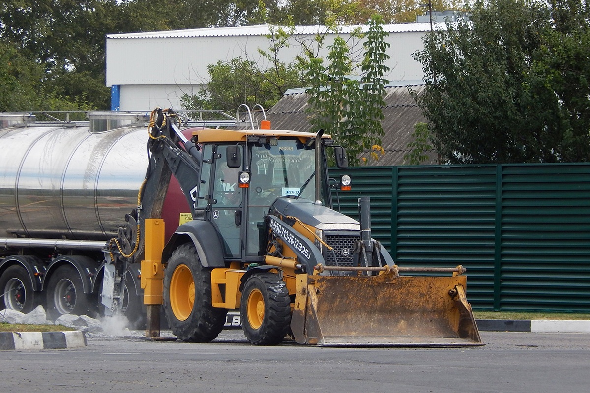 Белгородская область, № 7127 ЕР 31 — John Deere 325J