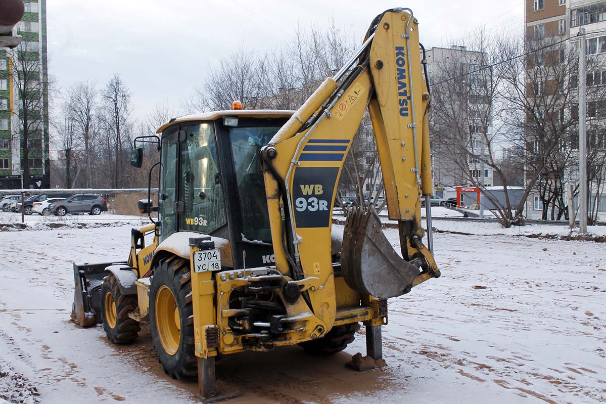 Удмуртия, № 3704 УС 18 — Komatsu WB93