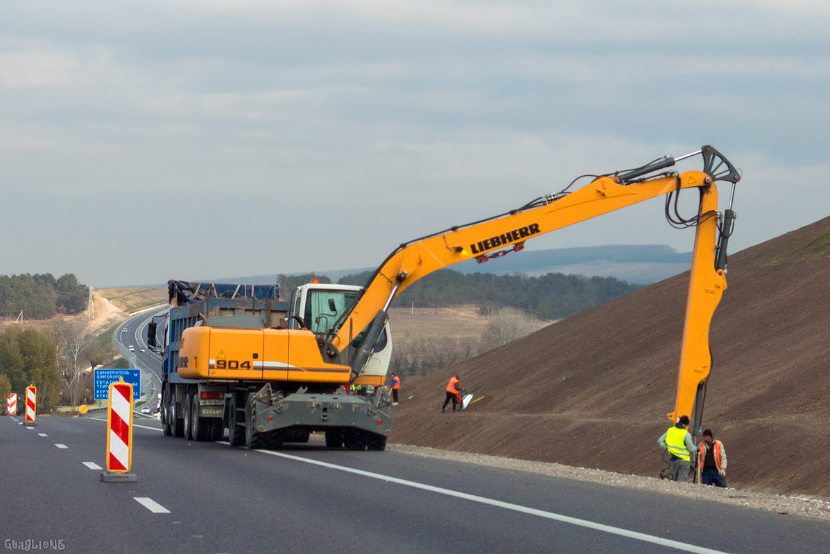 Крым, № (82) Б/Н СТ 0032 — Liebherr (общая модель)