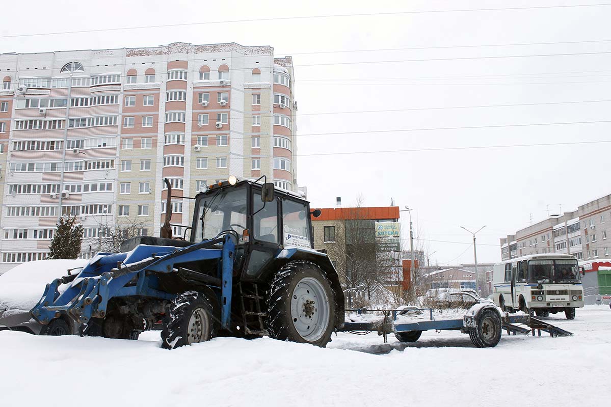 Удмуртия, № 9110 УС 18 — Беларус-82.1