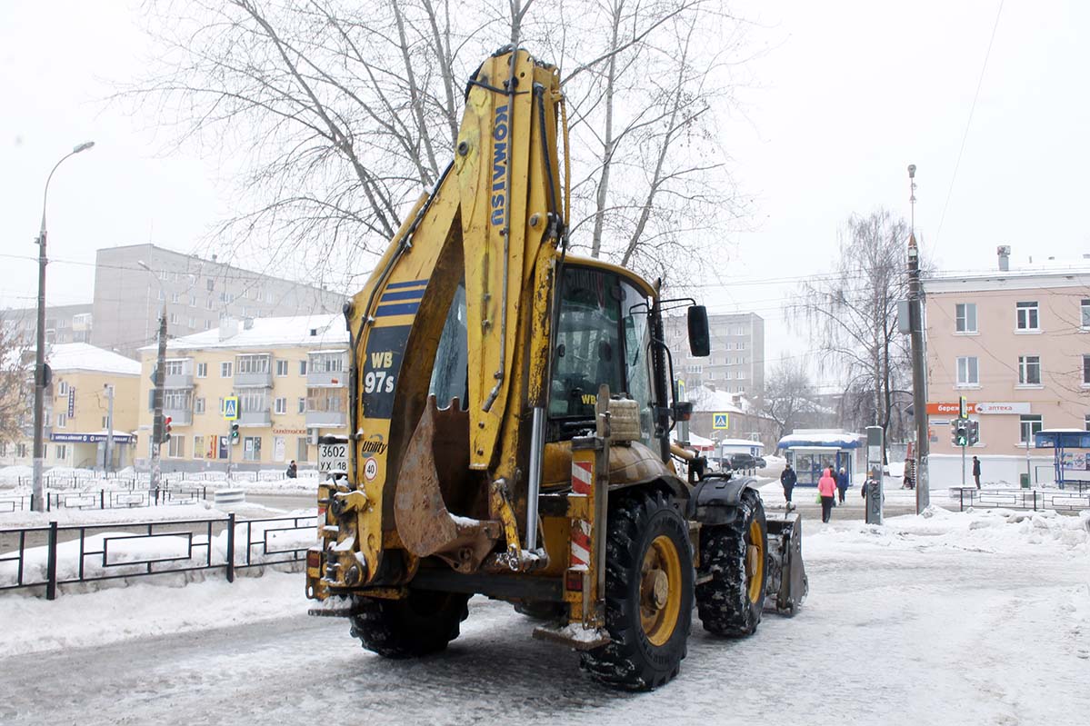 Удмуртия, № 3602 УХ 18 — Komatsu WB97