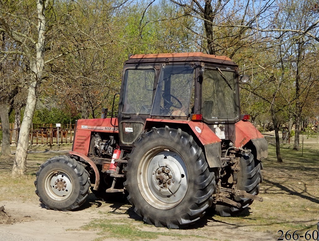 Венгрия, № YHB-101 — Беларус-820