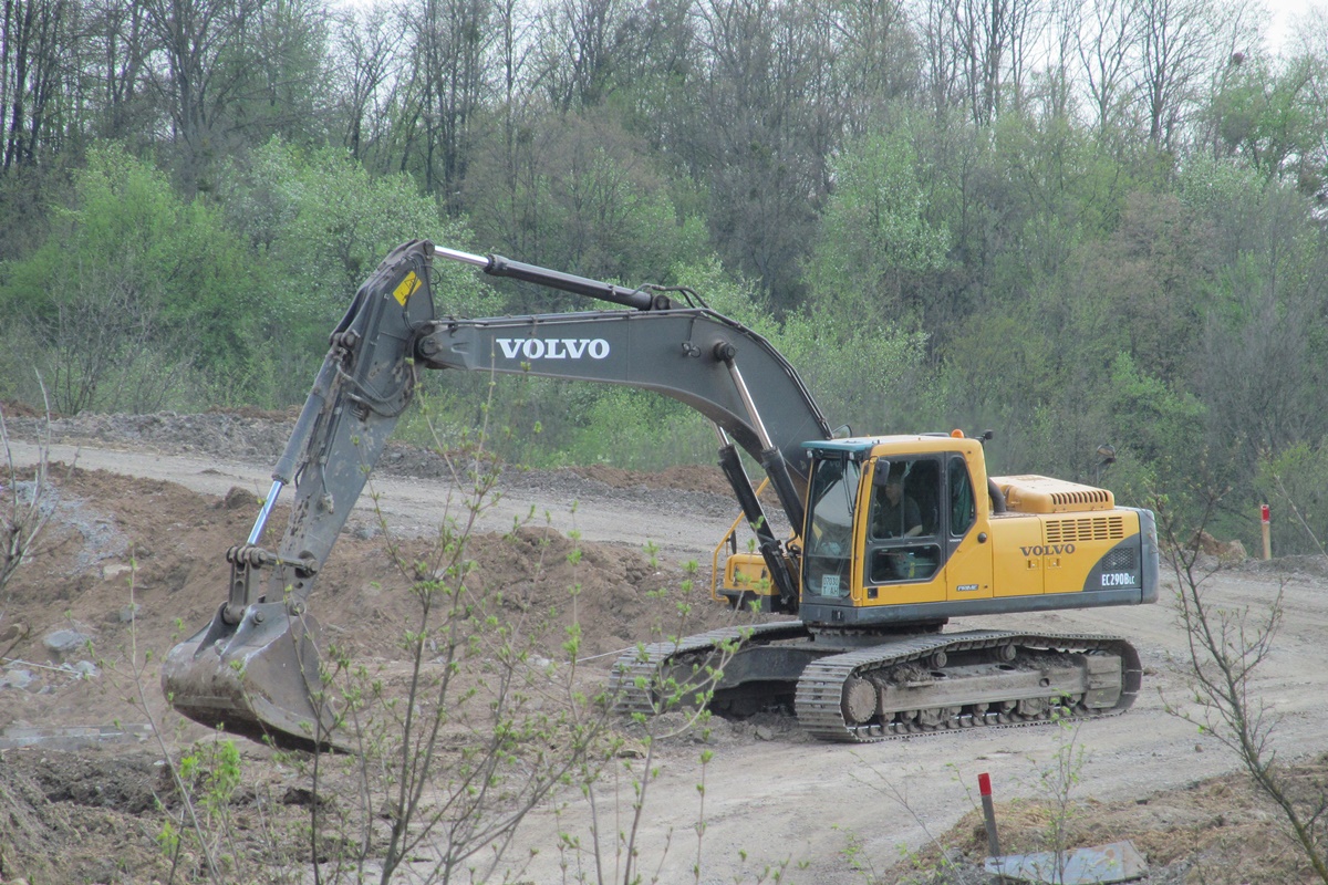 Донецкая область, № Т 07030 АН — Volvo EC290