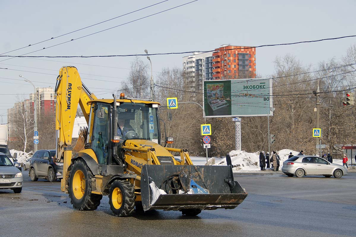 Удмуртия, № 2159 УА 18 — Komatsu WB93