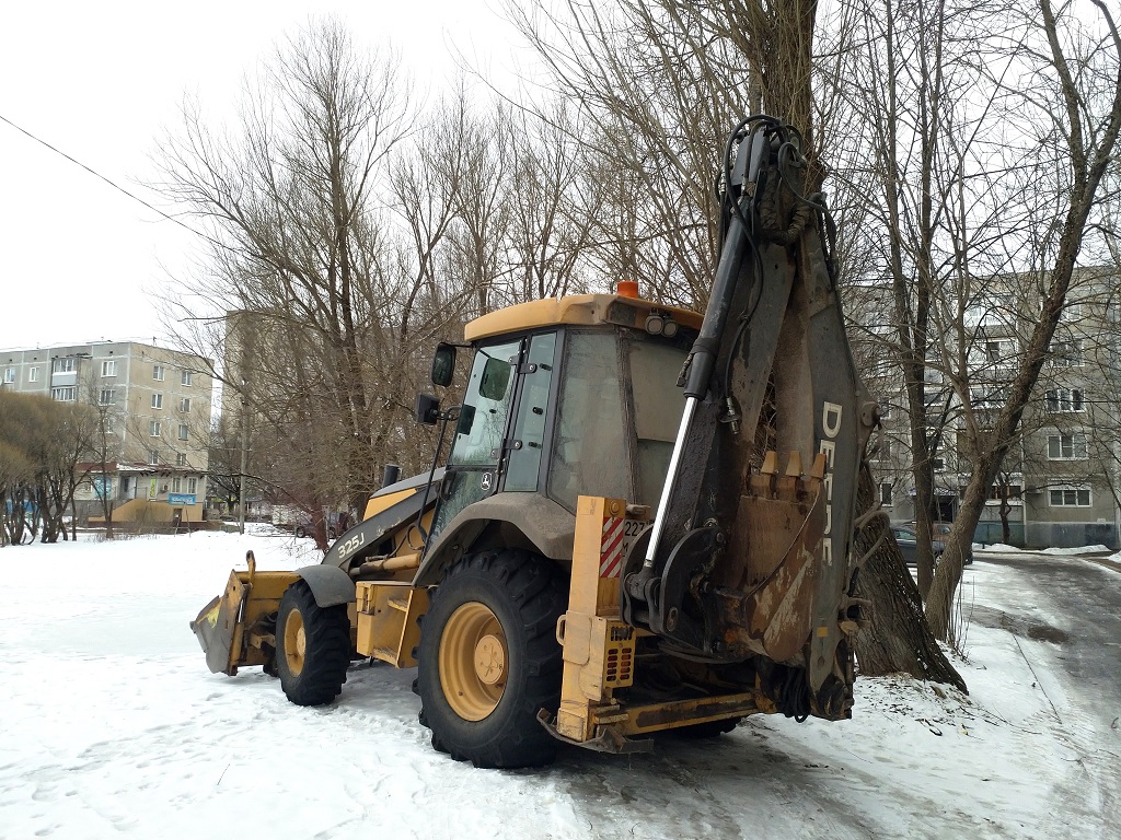 Тверская область, № 9223 ТМ 69 — John Deere 325J