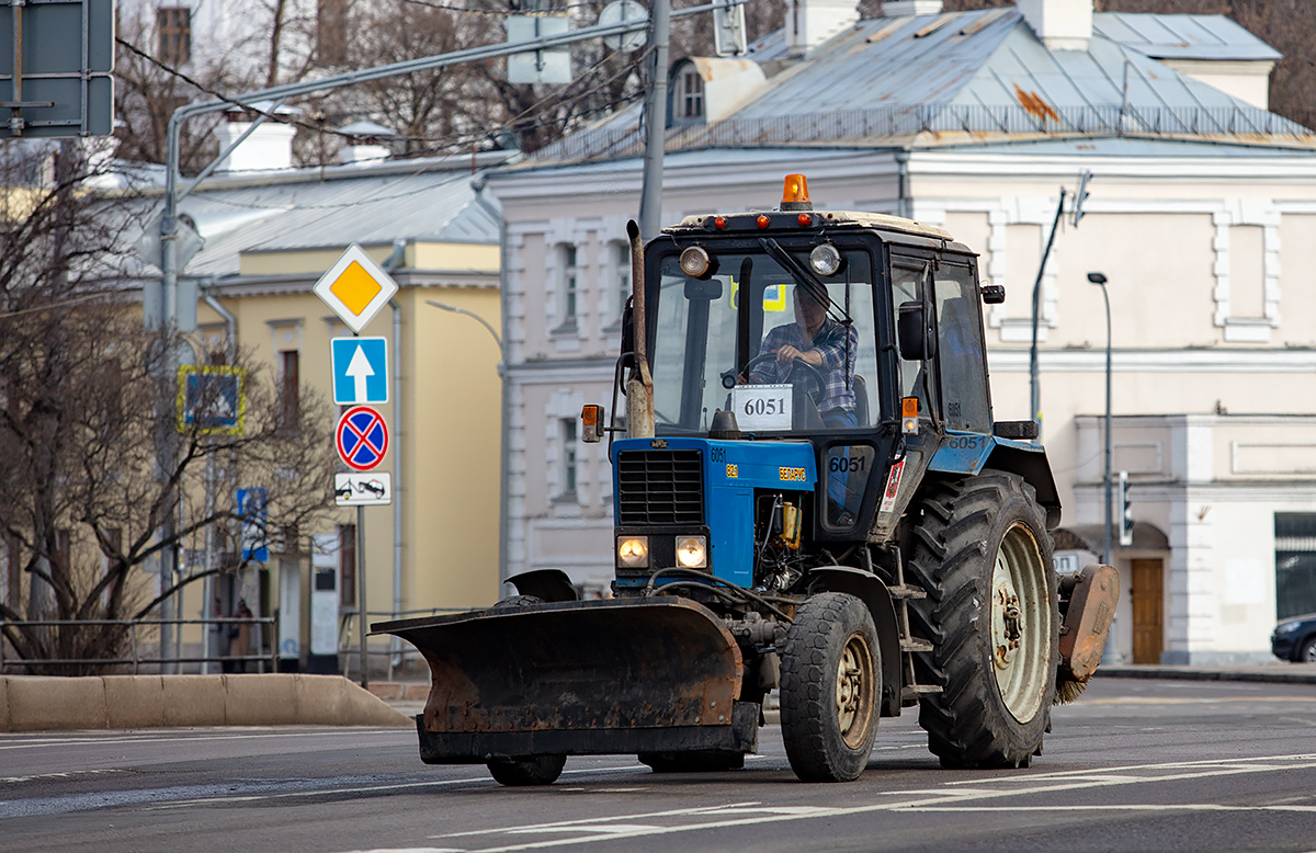 Москва, № 6051 — Беларус-82.1