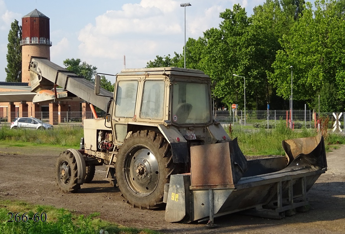 Венгрия, № YDV-635 — МТЗ-82; Венгрия — Конвейерные ленты OPTI-RACK длиной 150 и 150 м