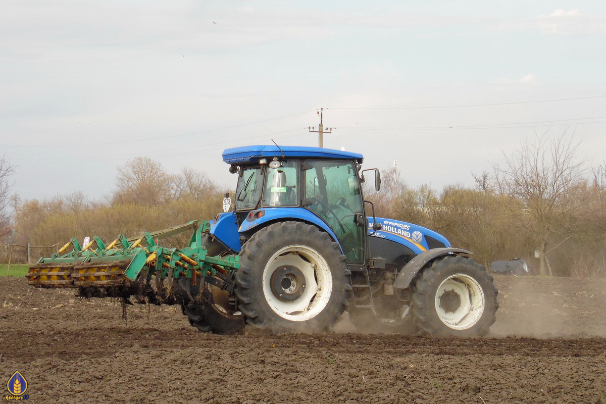 Полтавская область, № 23768 ВІ — New Holland TD5.110