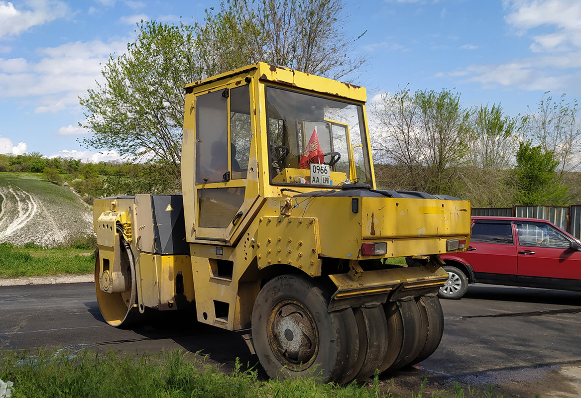 Луганская область, № 0966 АА — Bomag BW 161 AD