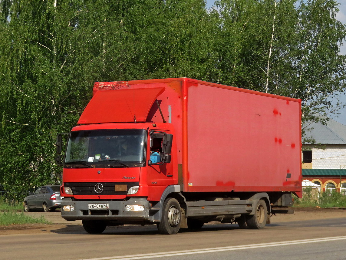 Кировская область, № У 040 РВ 43 — Mercedes-Benz Atego 1218