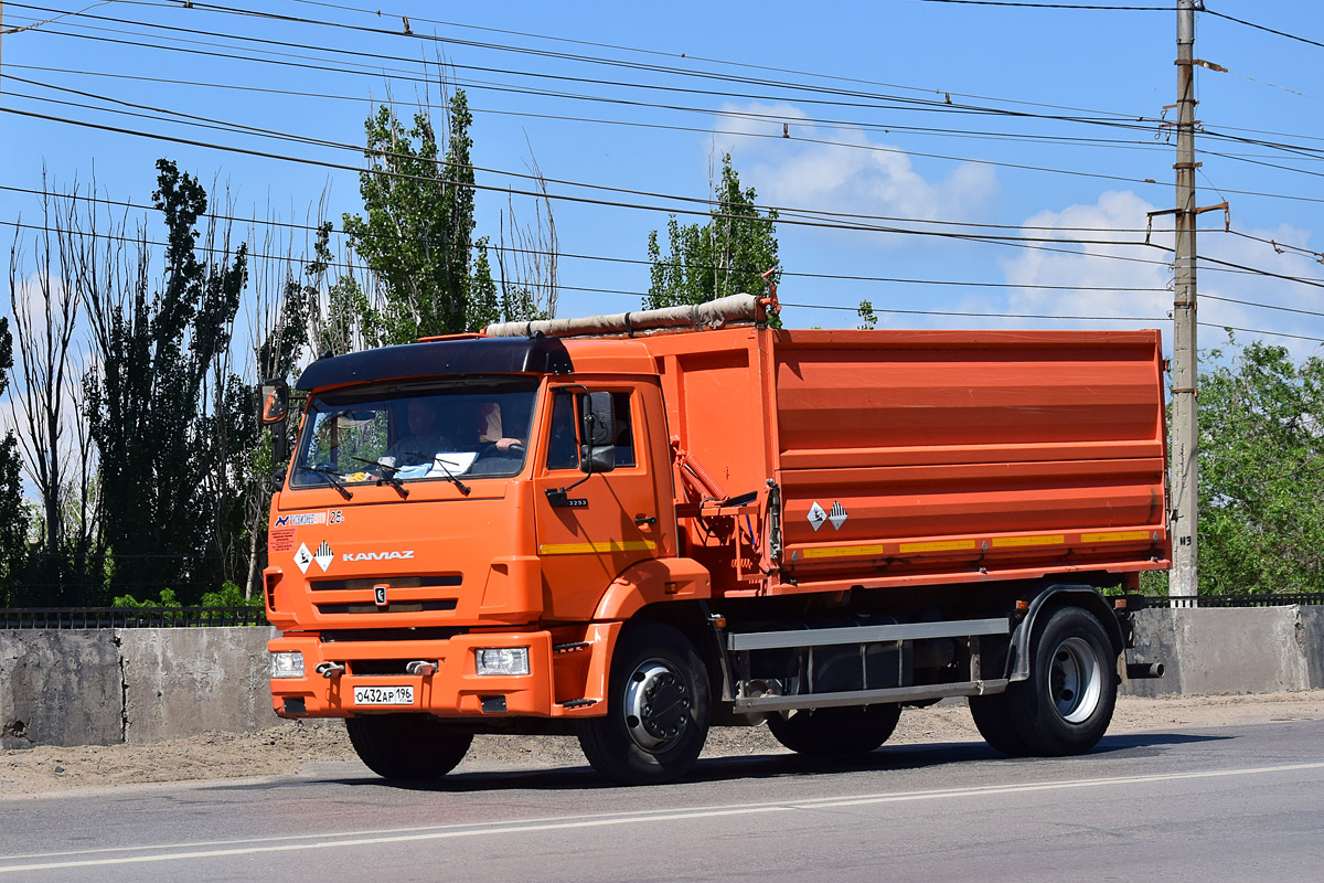 Волгоградская область, № О 432 АР 196 — КамАЗ-43253-G5