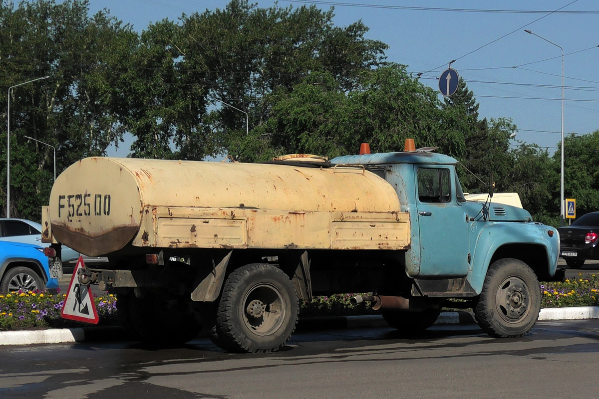 Восточно-Казахстанская область, № F 525 DO — ЗИЛ-130