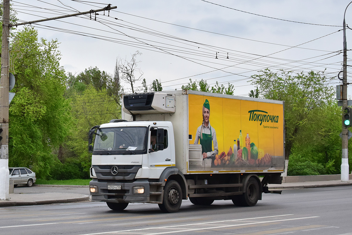 Волгоградская область, № А 592 РА 134 — Mercedes-Benz Axor 1823