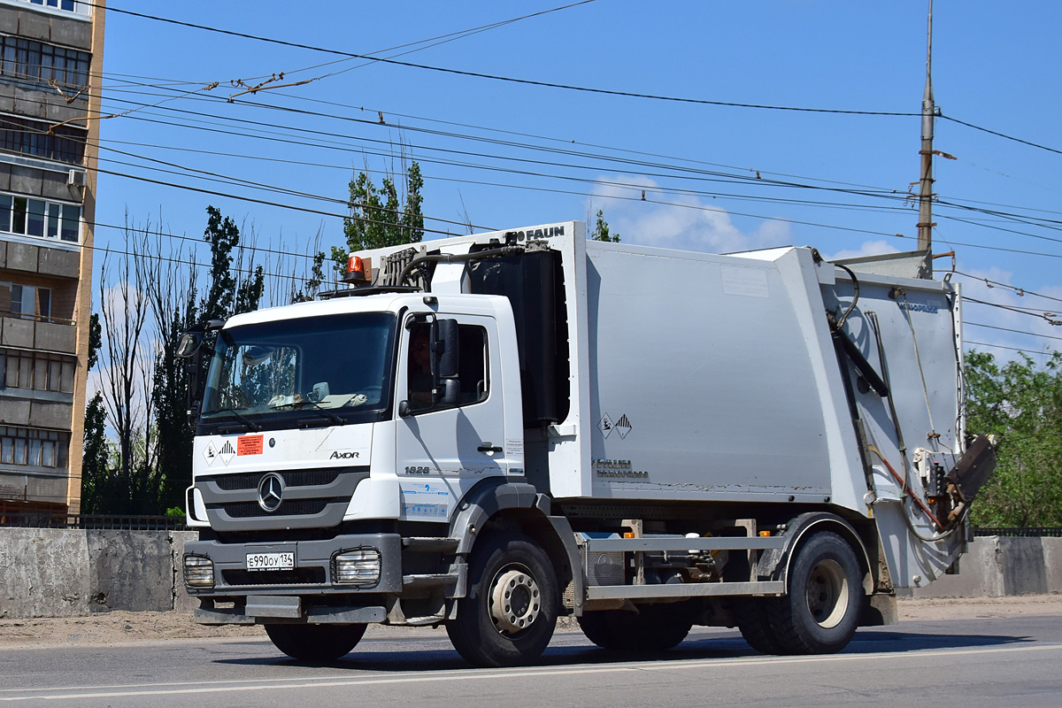 Волгоградская область, № Е 990 ОУ 134 — Mercedes-Benz Axor 1826 [Z9M]