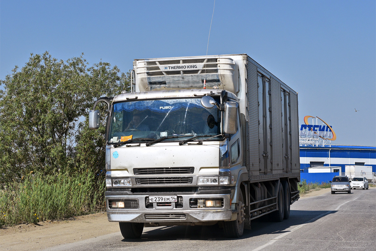 Саха (Якутия), № Е 239 ЕМ 14 — Mitsubishi Fuso The Great