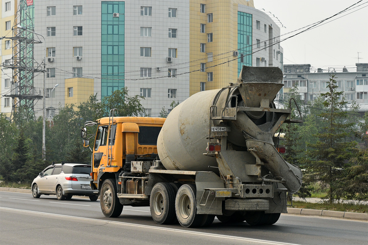 Саха (Якутия), № Е 458 МС 14 — Mitsubishi Fuso The Great