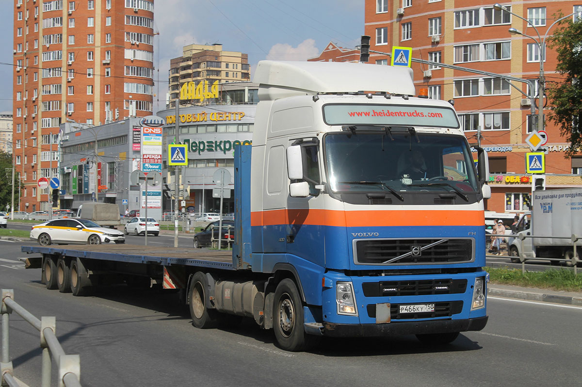 Московская область, № Р 466 КУ 750 — Volvo ('2002) FH12.400