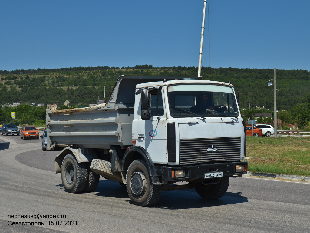 Севастополь, № А 602 НА 92 — МАЗ-555102