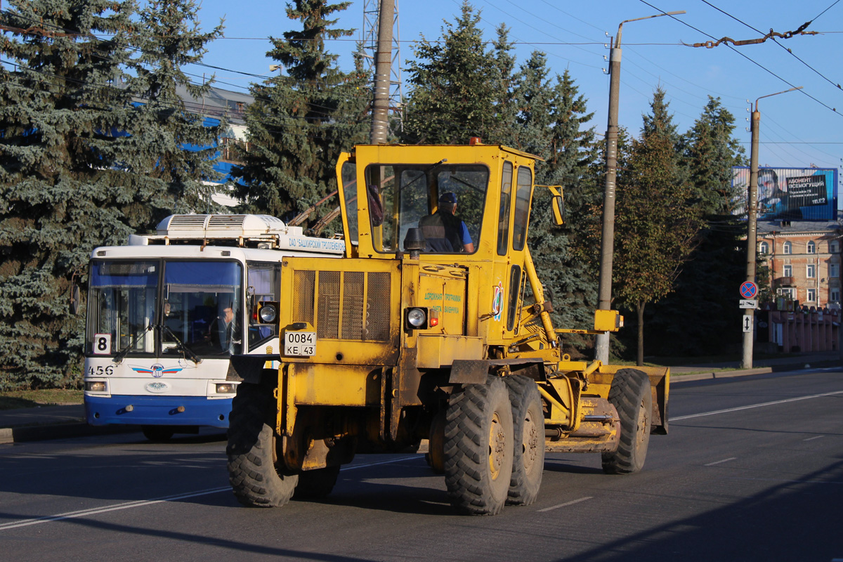 Кировская область, № 0084 КЕ 43 — ДЗ-143 / ДЗ-180