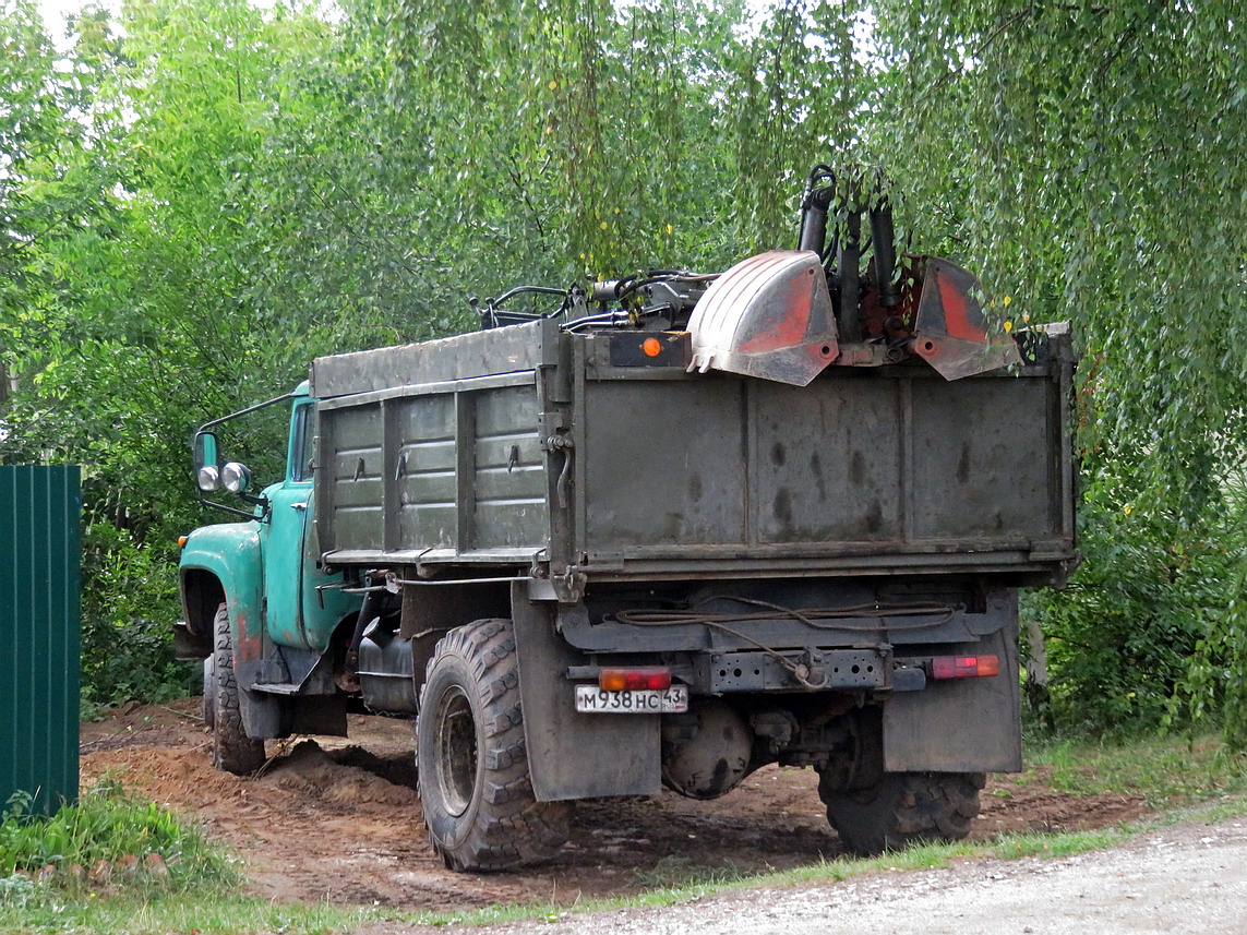 Кировская область, № М 938 НС 43 — ЗИЛ-495710