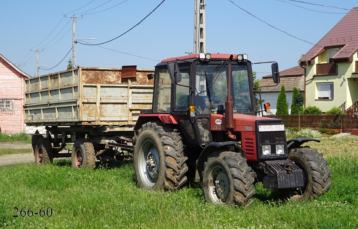 Венгрия, № YHB-360 — Беларус-820.2