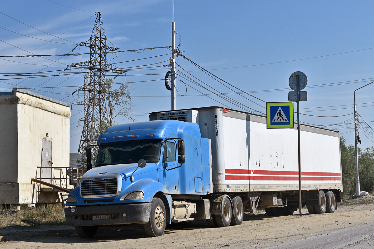 Саха (Якутия), № Р 368 ЕК 125 — Freightliner Columbia