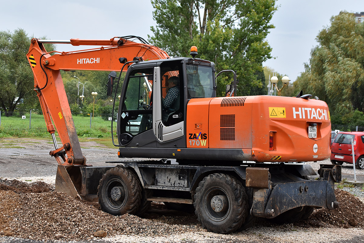 Пермский край, № 2266 ЕЕ 59 — Hitachi ZX170W (общая модель)