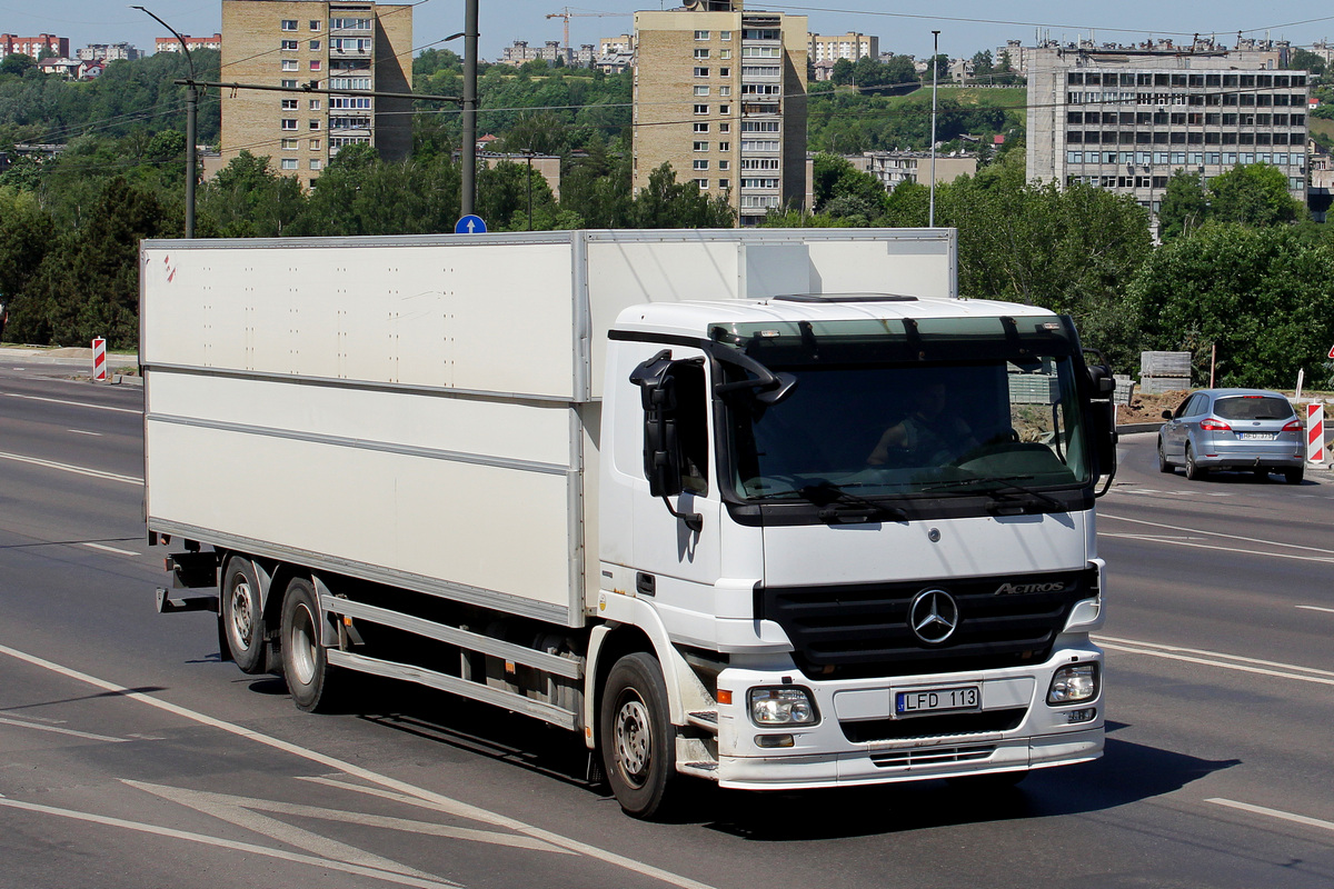 Литва, № LFD 113 — Mercedes-Benz Actros ('2003) 2541