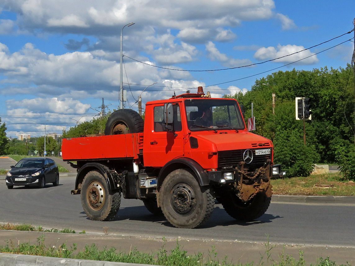 Кировская область, № У 014 НЕ 43 — Mercedes-Benz Unimog (общ.м)